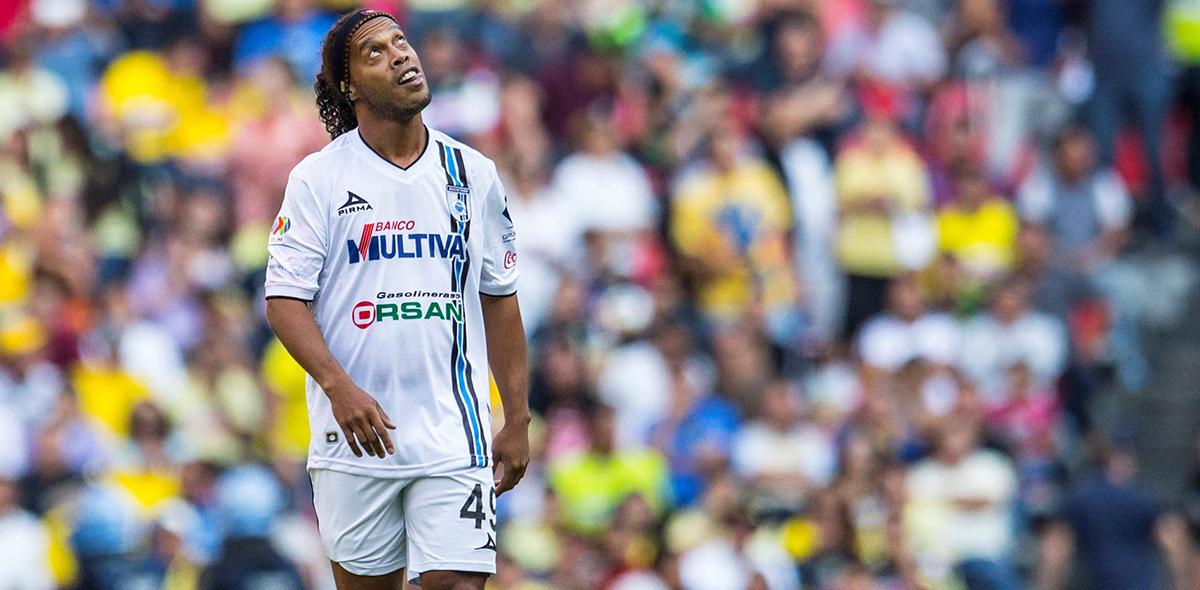 Ronaldinho recordó su tarde mágica en el Azteca y la comparó con la del Bernabéu