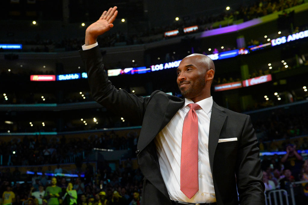 Diarios del mundo recuerdan a Kobe Bryant en sus portadas