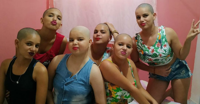 Joven de 16 años es diagnosticada con leucemia; sus hermanas se rapan para mostrarle su apoyo
