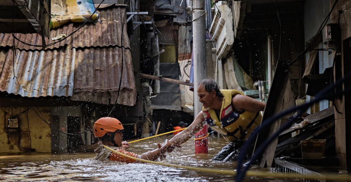 lluvia-tormenta-indonesia-inundacion-muertos-semana-fotos-03