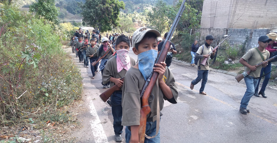 Niños son entrenados para defender a sus comunidades en Guerrero