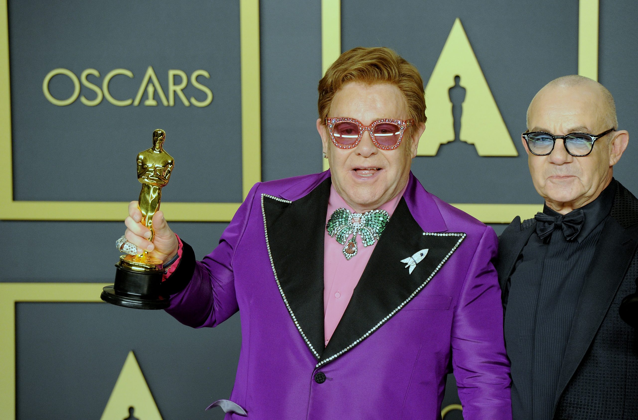 Elton John no pudo terminar concierto en Nueva Zelanda por neumonía
