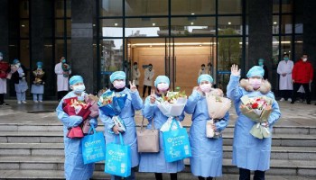 Más de mil 500 pacientes se recuperan de coronavirus en China con ayuda de medicamento cubano
