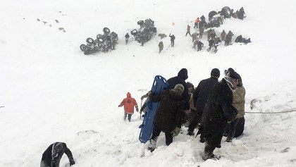 Dos avalanchas en Turquía dejan al menos 38 muertos, la mayoría rescatistas