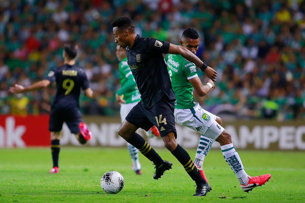 Carlos Vela ‘se estrenó’ en México con derrota ante el León en la Concachampions