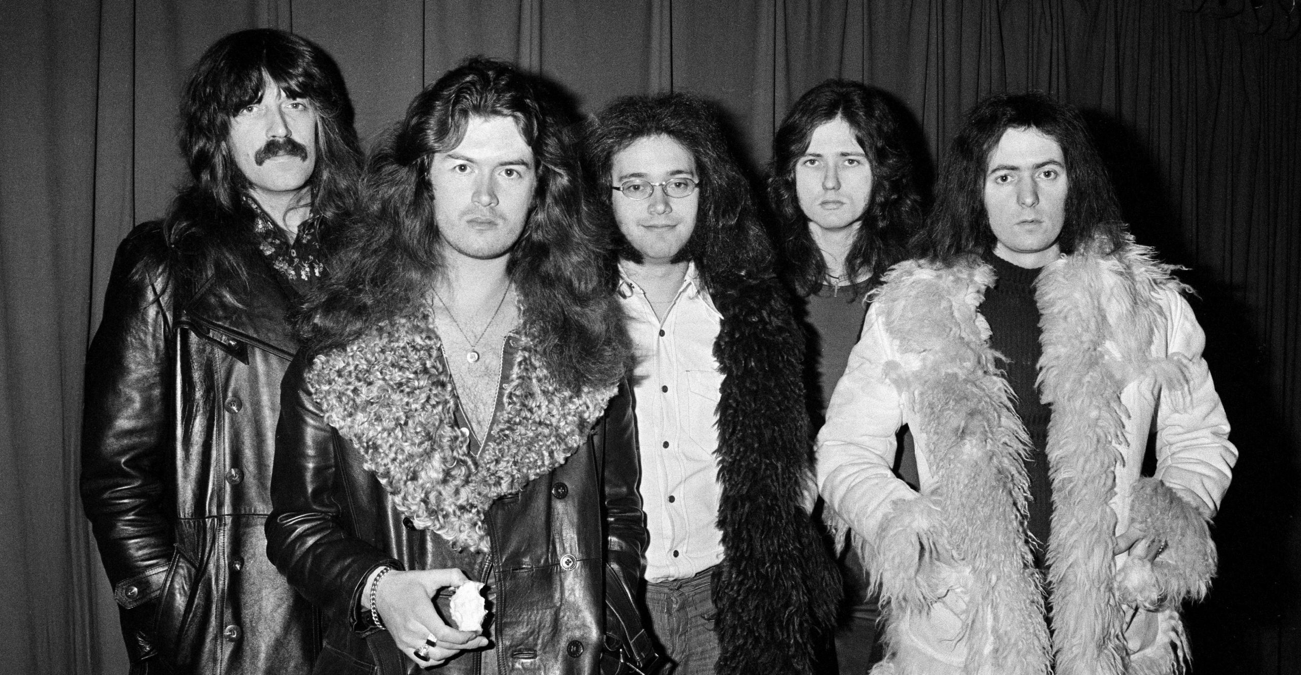 Ди перпл. Группа Deep Purple 1974. Группа Deep Purple 1970. Состав группы дип Пепл. Дип перпл первый состав.