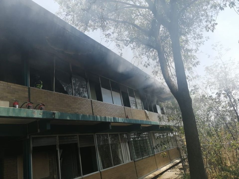 Incendio en CCH Sur de la UNAM