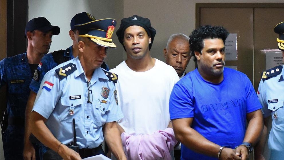 “Les tendieron una trampa”: La supuesta ‘verdad’ sobre el caso de Ronaldinho