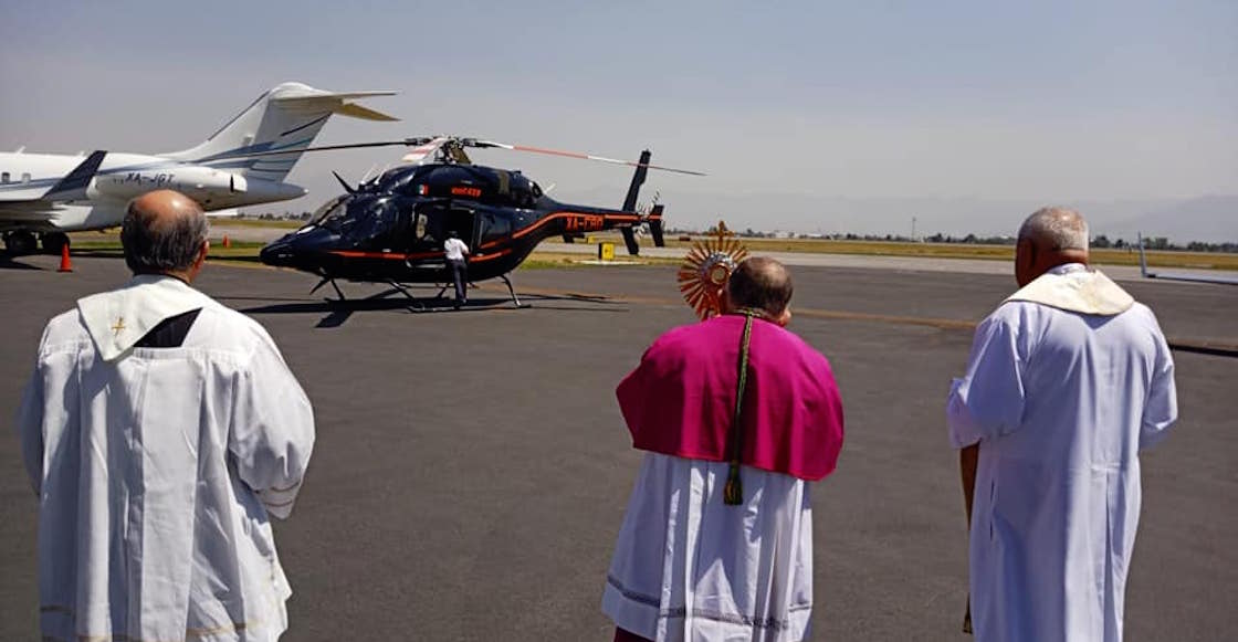 sacerdote-vuelo-toluca-helicoptero-bendice-coronavirus-video-covid-estado-mexico-01