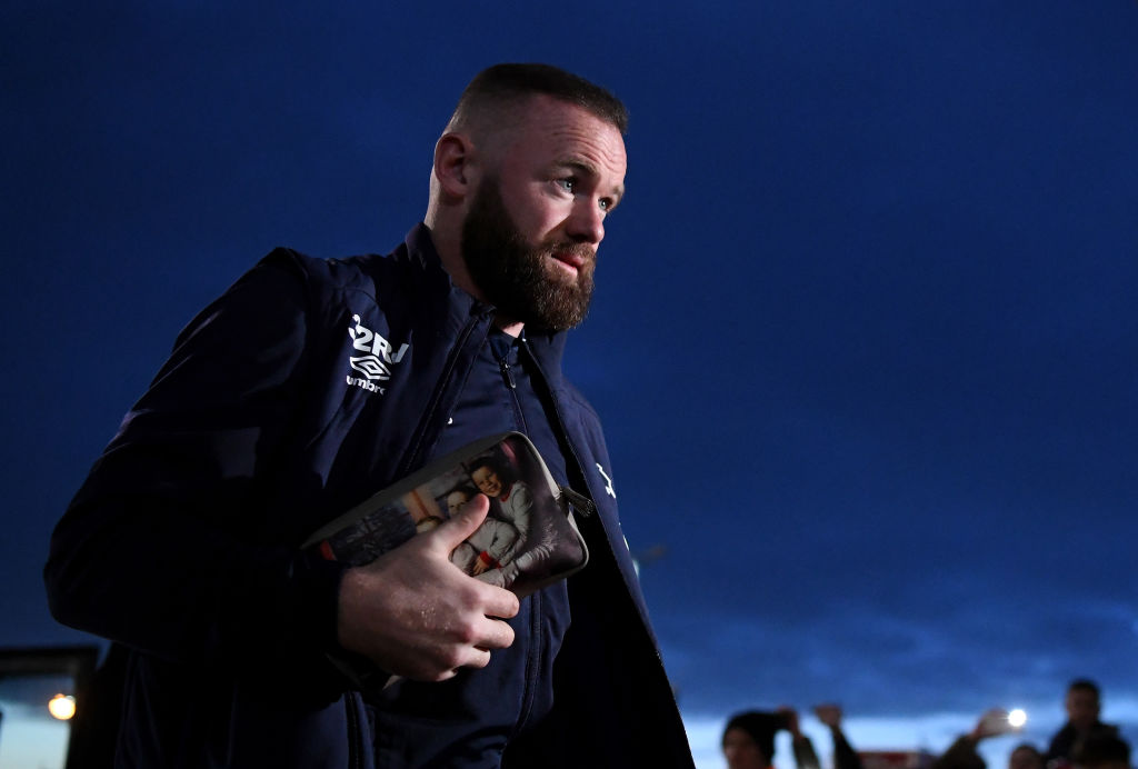 “Nos trataron como cerdos”: Rooney criticó a la FA por cómo se manejaron ante el coronavirus
