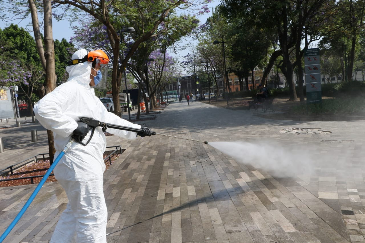 sanitizacion-espacios-publicos-cdmx-coronavirus