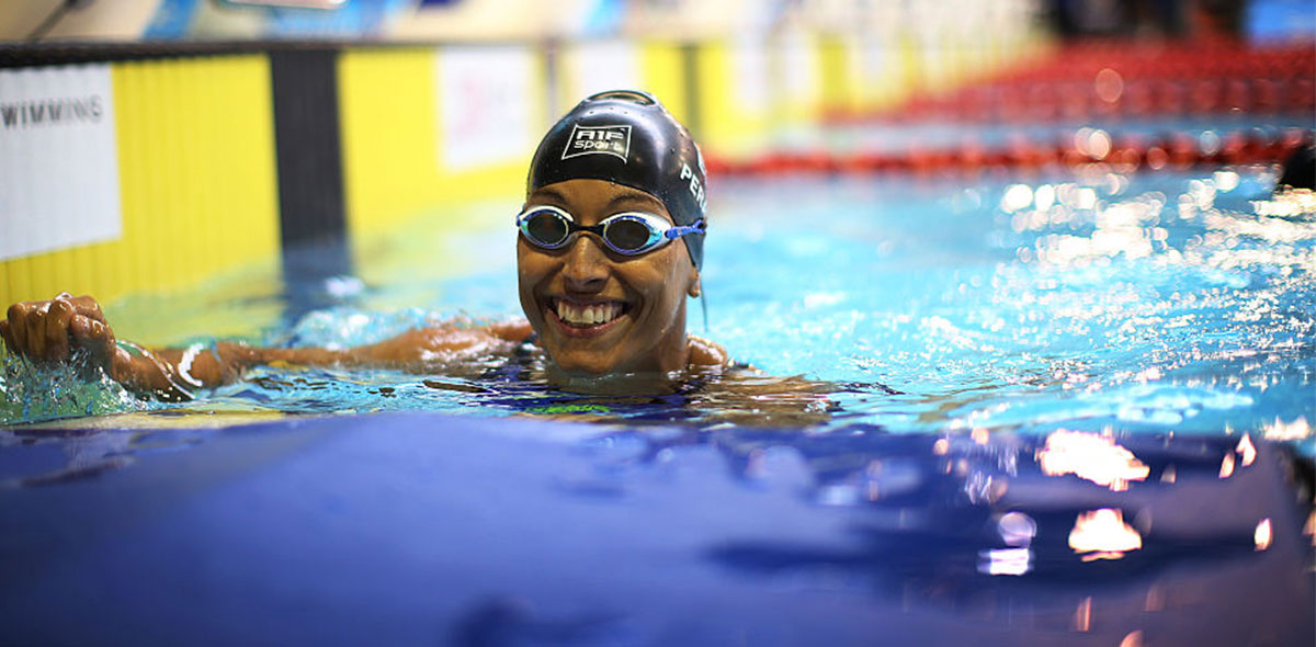 Ellas en el deporte: Teresa Perales, la nadadora 'de hierro' que nos enseñó a romper los límites