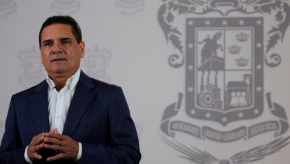 gobernador-michoacán-salarios-médicos