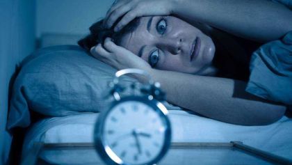 La razón por la que sufres trastornos del sueño durante el confinamiento