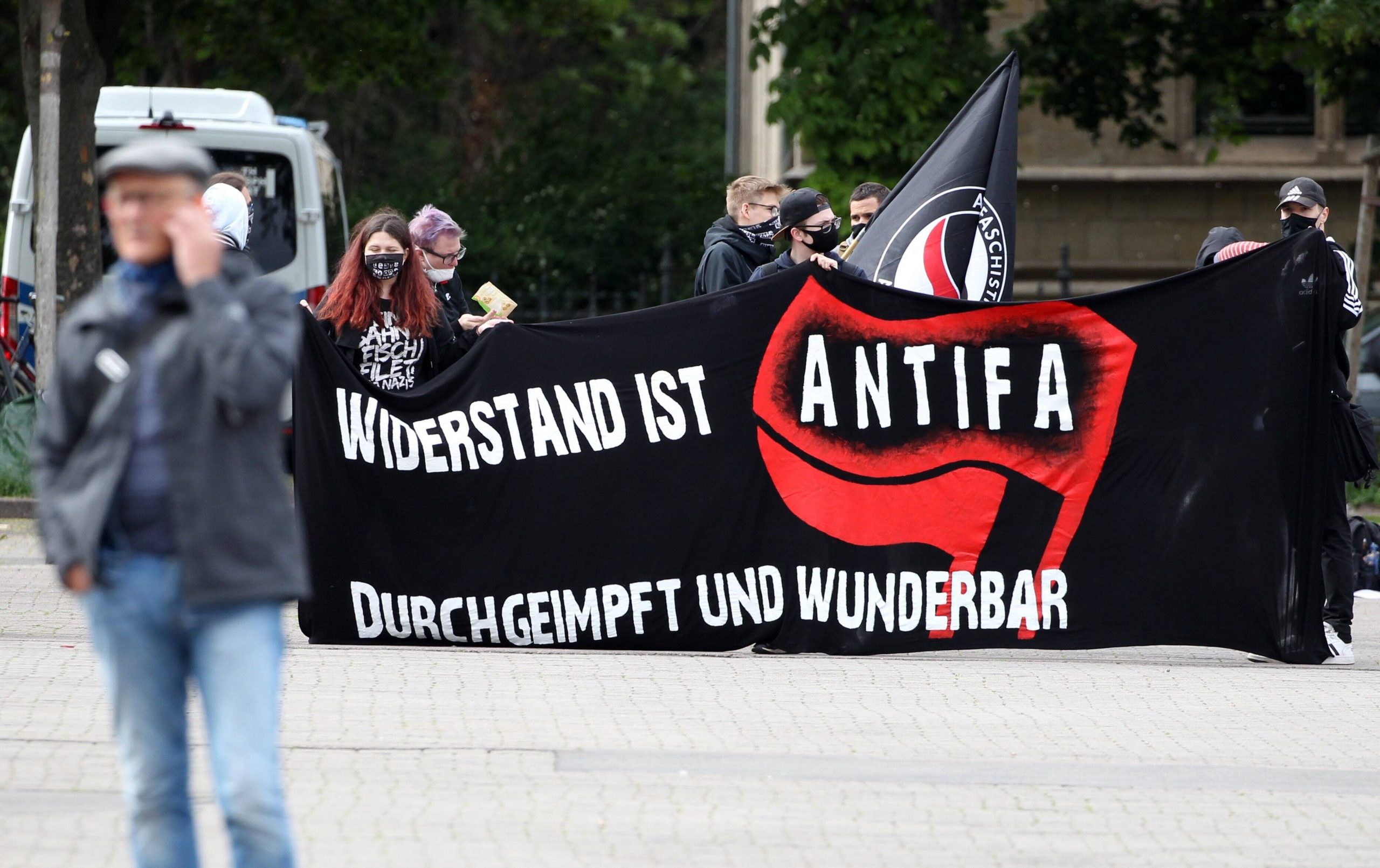 ¿Qué es ANTIFA, el grupo al que Donald Trump quiere designar como terrorista por las protestas en EU?