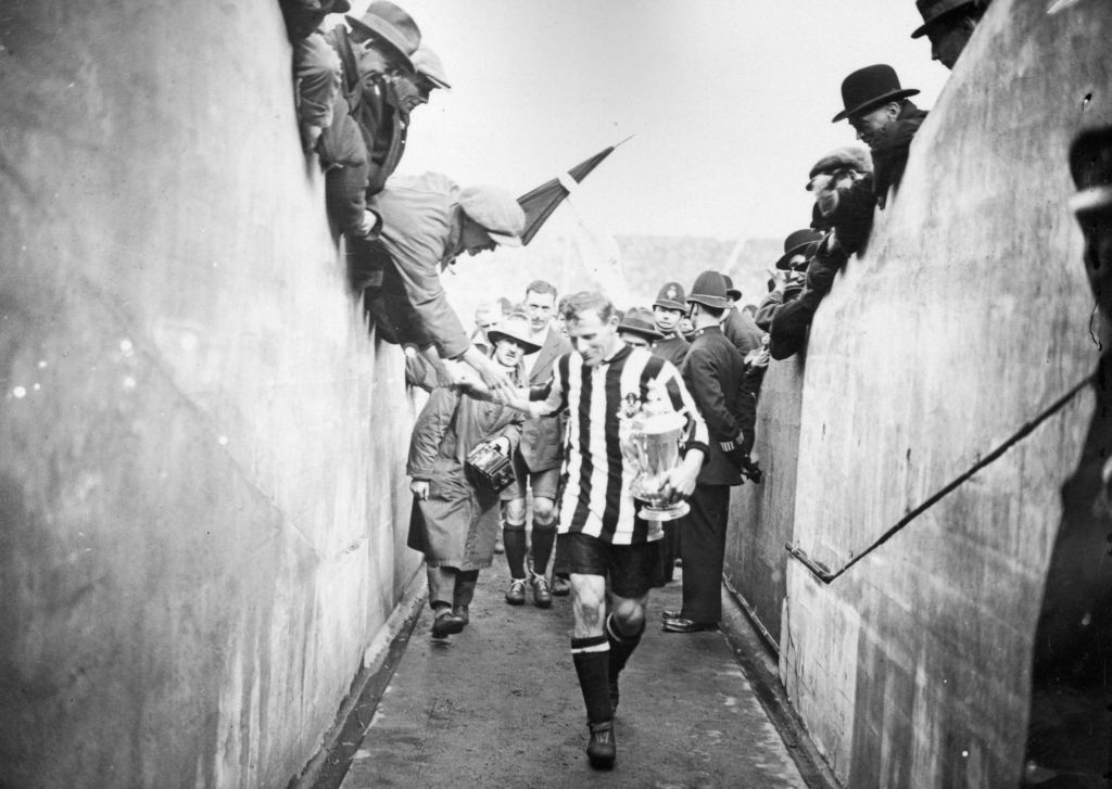 La historia detrás del escudo del Newcastle United