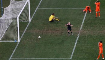 "Iniesta de mi vida": La narración más emocional del gol de Andrés Iniesta a Holanda en la final de Sudáfrica 2010