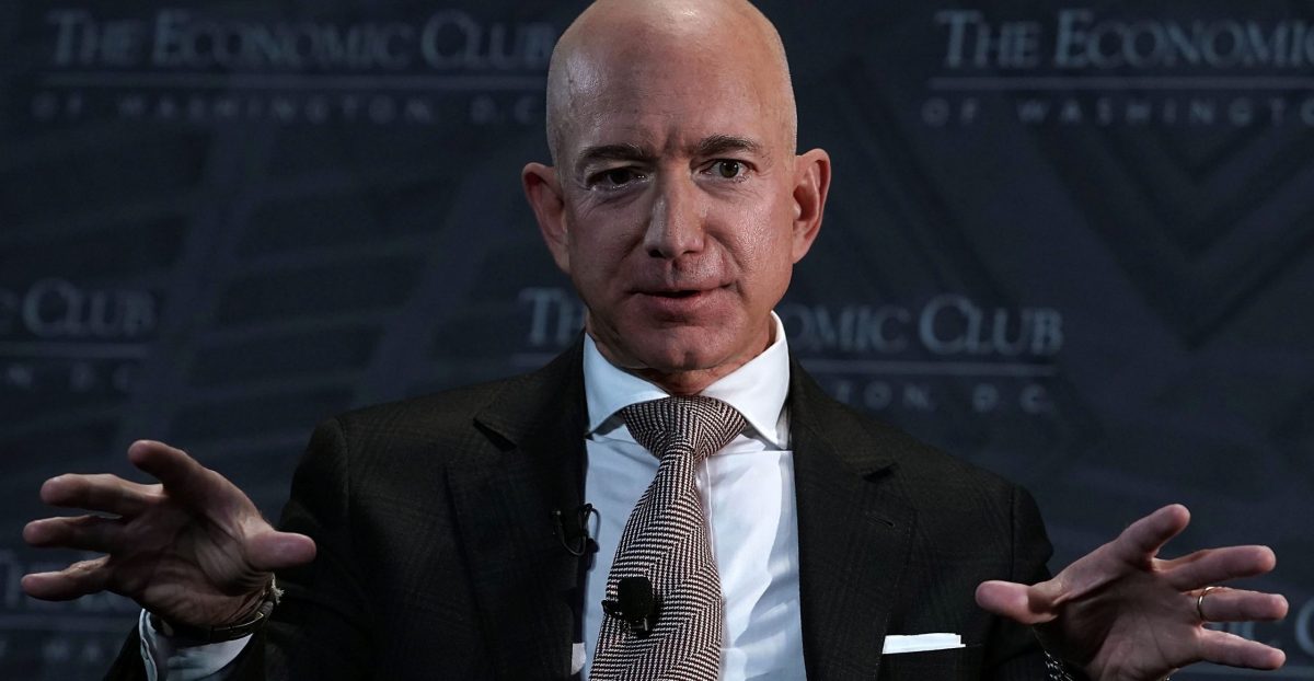 Febrero loco: Jeff Bezos dejará de ser el CEO de Amazon