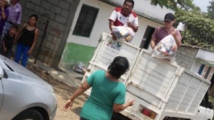Pobladores denuncian que alcalde en Chiapas aprovecha coronavirus para condicionar despensas