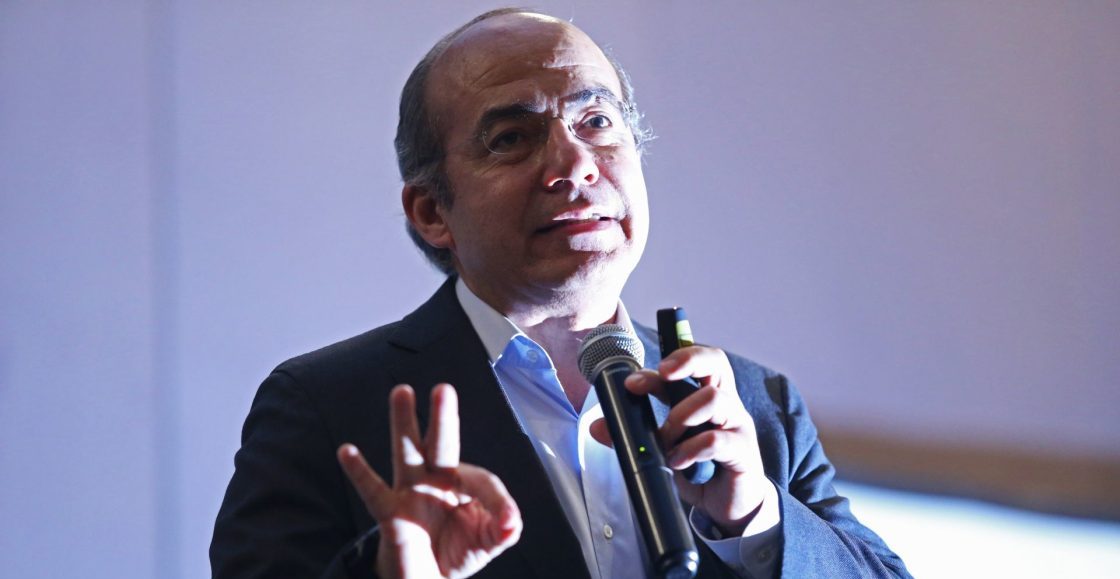 Eso sí, a pesar de confesar que sabían sobre García Luna y sus presuntos tratos con el Cártel liderado por Joaqueín "El Chapo" Guzmán, Jacobson asegura que no se puede culpar de omisión alguna al gobierno de su país, pues las autoridades mexicanas expresó que sería ingenuo creer que las autoridades mexicanas no conocían dicha información. “Culpar a Estados Unidos por datos que poseía y sugerir que el gobierno de México no tenía la misma información sobre la corrupción o problemas de un funcionario, probablemente es tan inocente y peor, francamente, que una duplicidad (...) El gobierno mexicano sabía tanto como nosotros, si no es que más, y nunca tomó acciones en su momento y por ello encuentro un poco ingenuo culpar a Estados Unidos por no tomar medidas”, señaló.