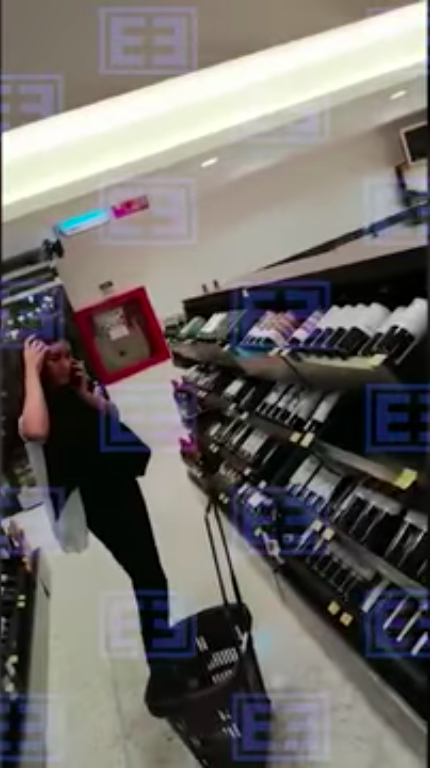 Poniendo el ejemplo: Captan a secretaria del Trabajo en supermercado de la CDMX y sin usar cubrebocas