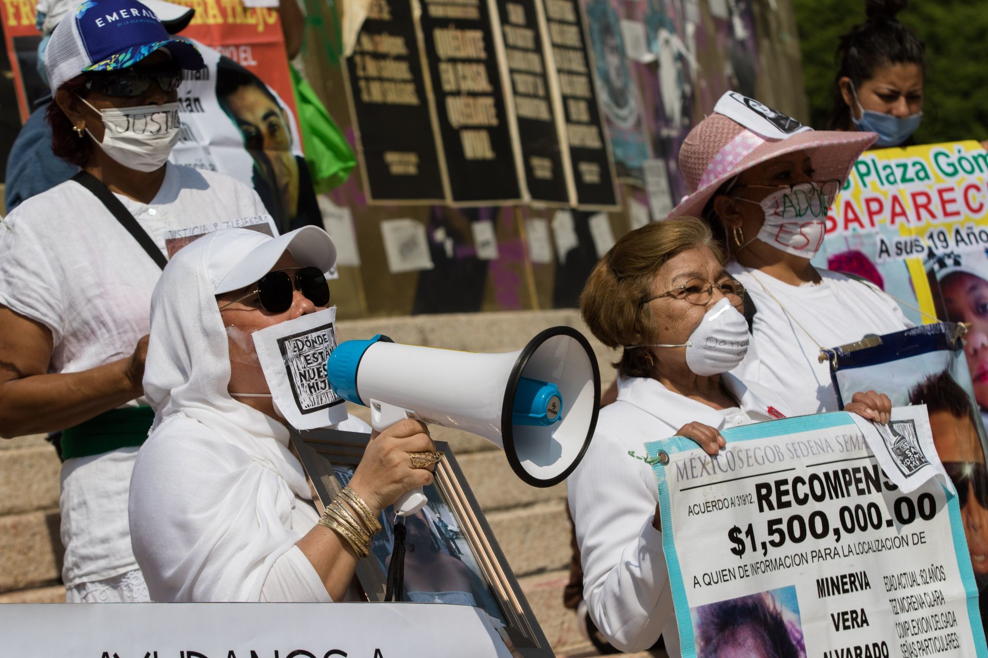 Las otras madres: Lanzan convocatoria para que mamás con hijos desaparecidos se manifiesten este 10 de Mayo