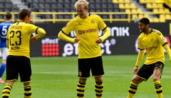 Siempre Haaland: van los goles de la victoria del Dortmund sobre el Schalke en el regreso de la Bundesliga