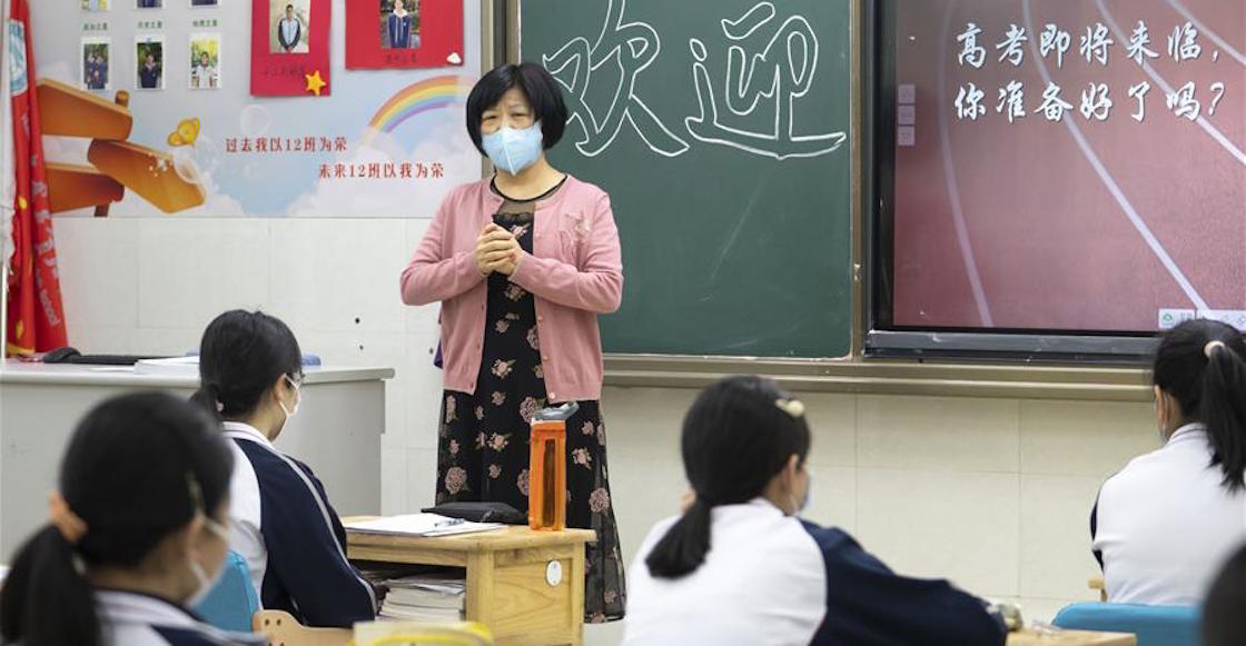 wuhan-china-clases-regreso-estudiantes-escuela-coronavirus-covid-pandemia-como-fotos-video-07