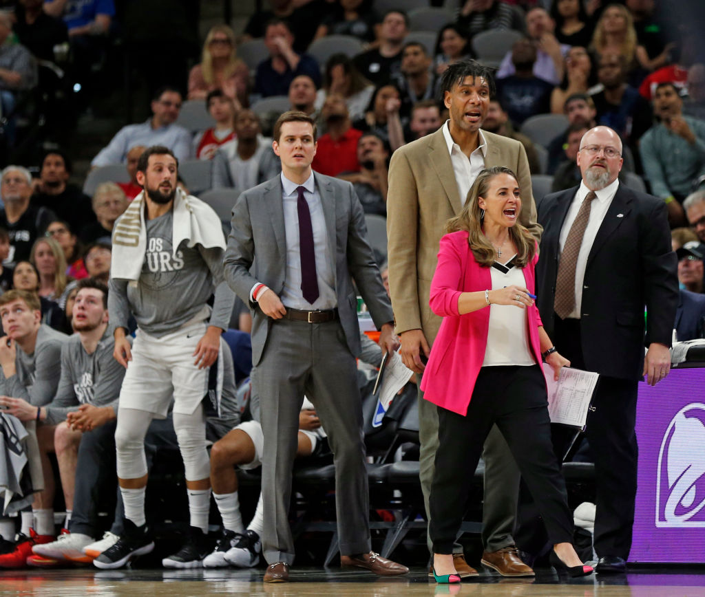 Becky Hammon se convertiría en la primera coach en la NBA, con los New York Knicks