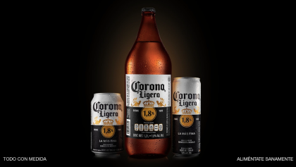 Nueva Cerveza Corona Ligera 1,8 grupo modelo cuarentena