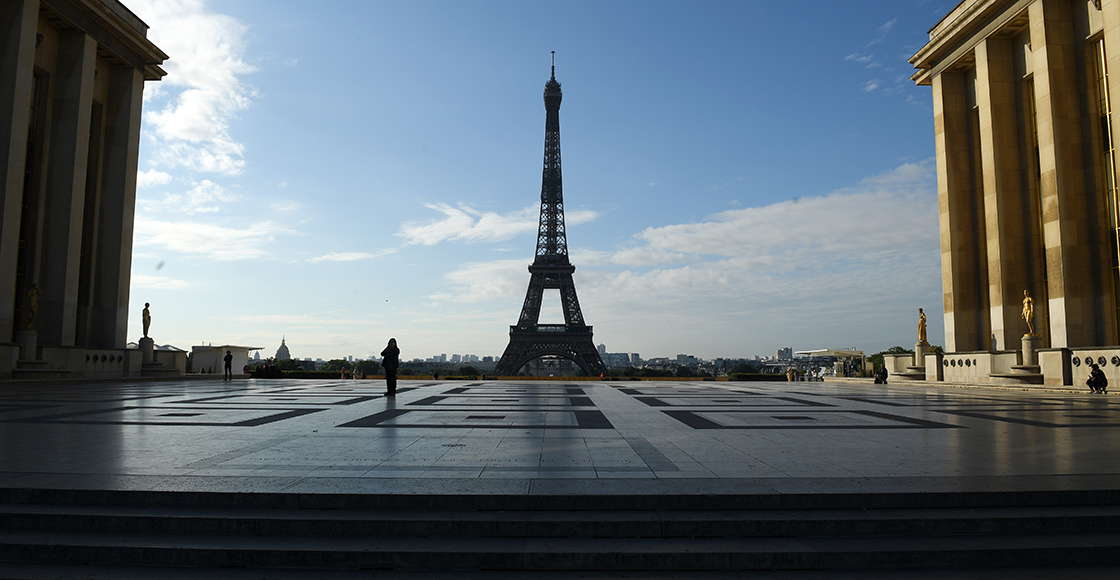 ¡La Torre Eiffel reabre sus puertas tras casi tres meses de cierre!