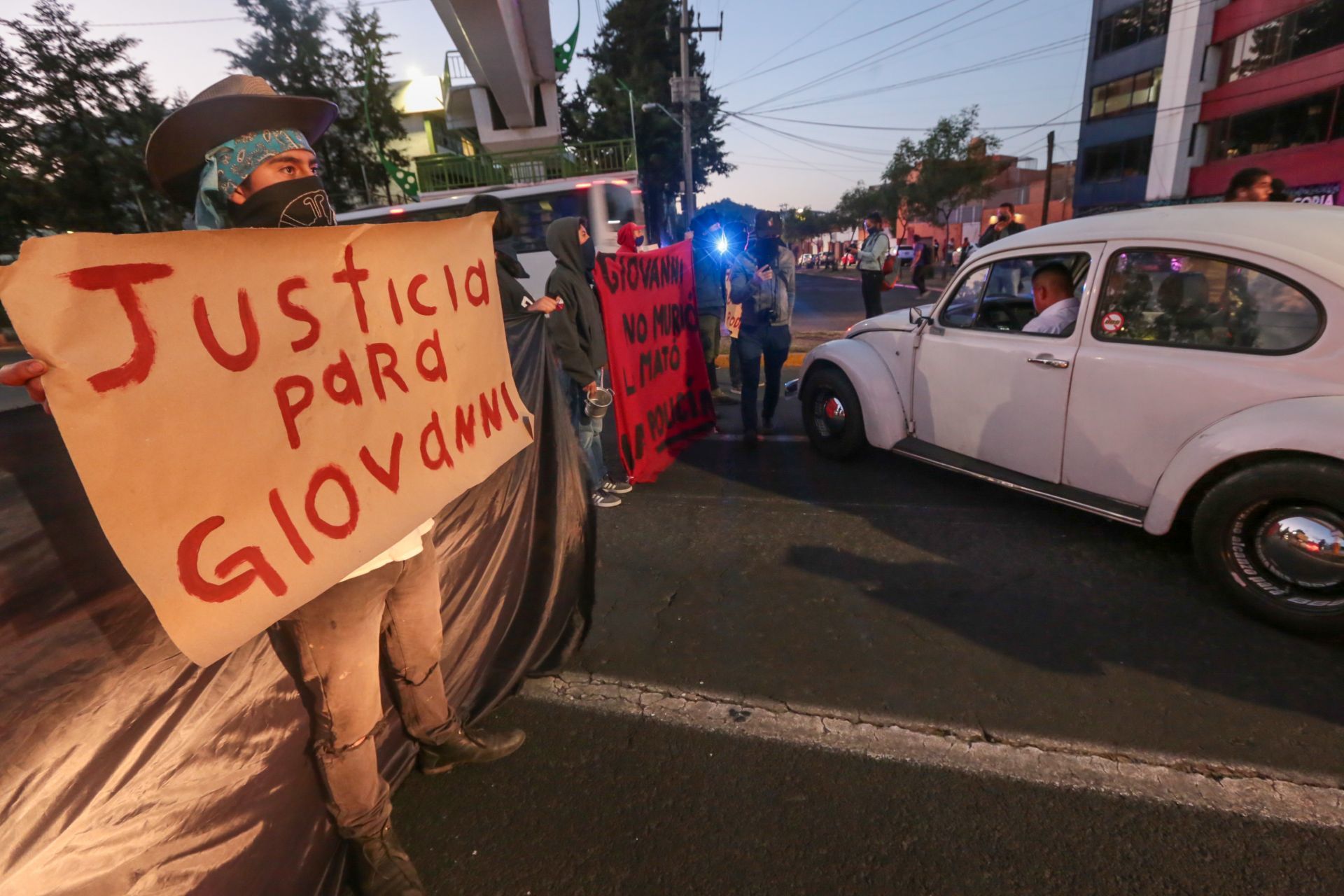 Enrique Alfaro anuncia la liberación de todos los detenidos durante las protestas por Giovanni López