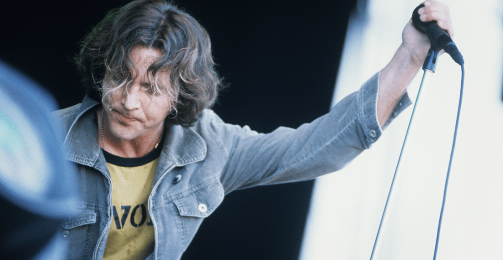Pearl Jam recuerda a las víctimas del festival Roskilde del 2000