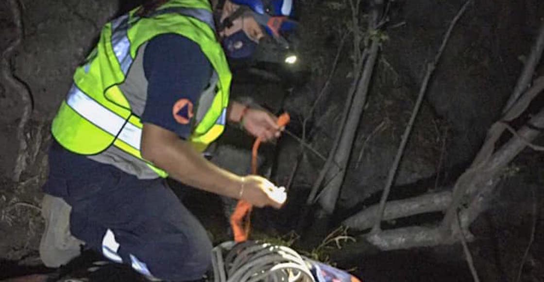 rescate-jovenes-mexico-morelos-tepozteco-perdidos-escalando-coronavirus-casa-proteccion-civil-03