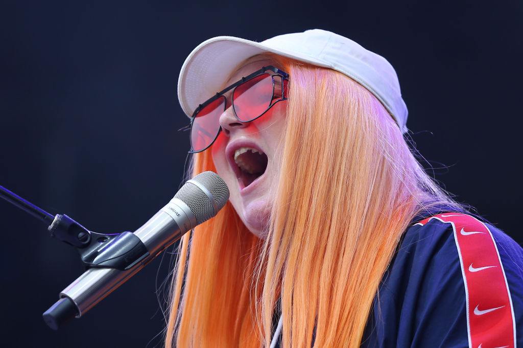 "Nuca quiero volver a hacer una canción como 'Dance Monkey'": Una entrevista con Tones and I