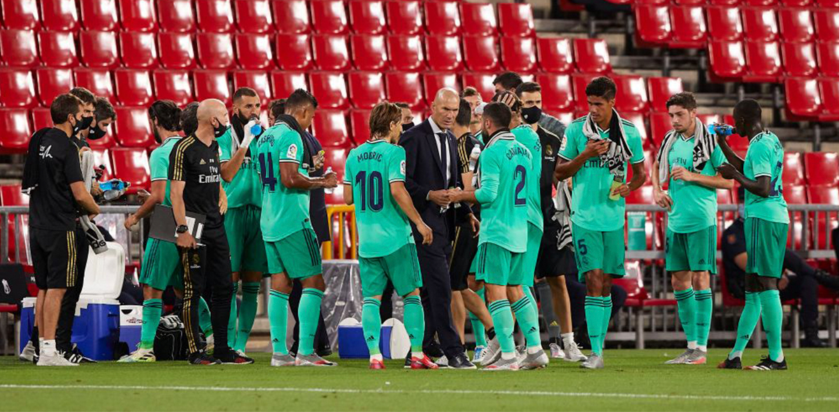El golazo a lo Roberto Carlos de Ferland Mendy en la victoria del Real Madrid sobre el Granada