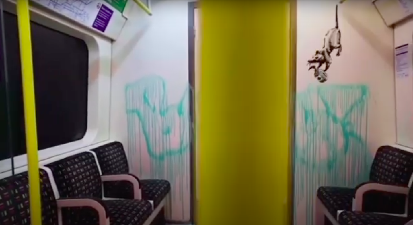 Una de las ratas de Banksy en el metro de Londres