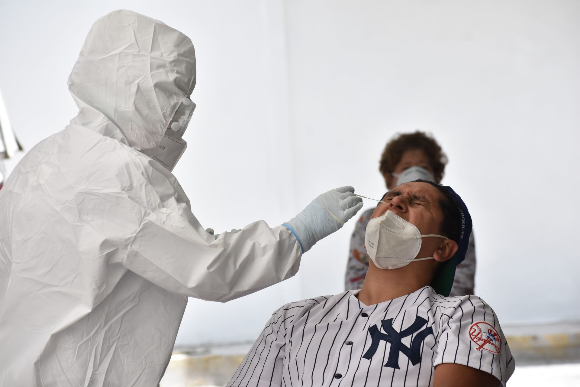 Las muertes por coronavirus casi se han duplicado desde la entrada del Semáforo Naranja en México 