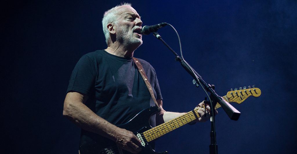 David Gilmour está de vuelta con una rola llamada "Yes, I Have Ghosts"