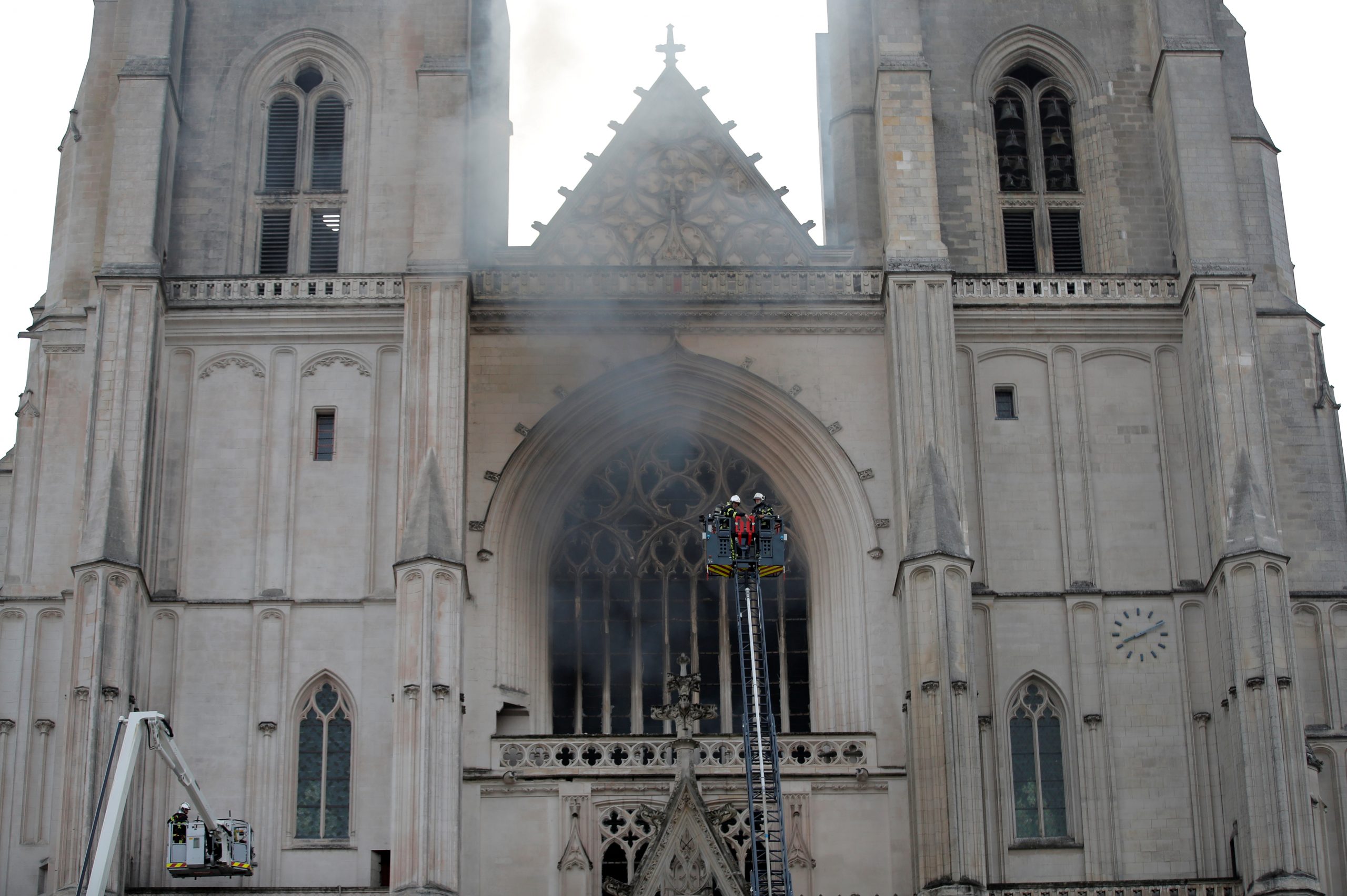 incendio en la Catedral de Nantes