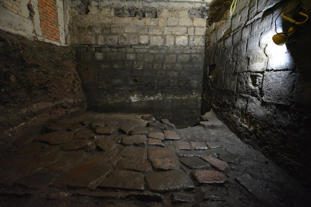 monte-de-piedad-restos-prehispanicos-moctezuma