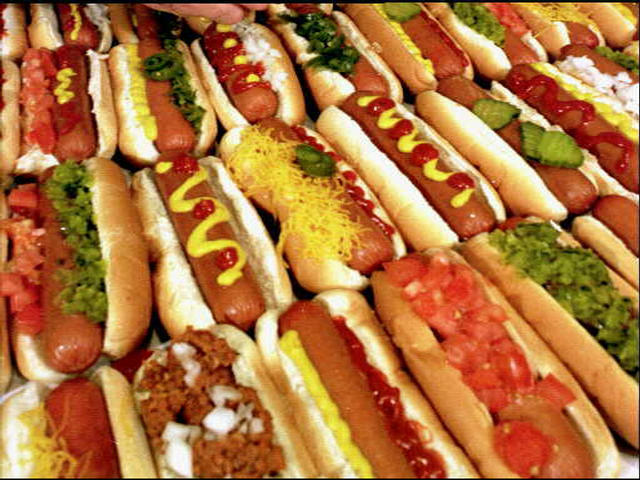Según la ciencia, esta es la cantidad de hot dogs que puedes comer en 10 minutos