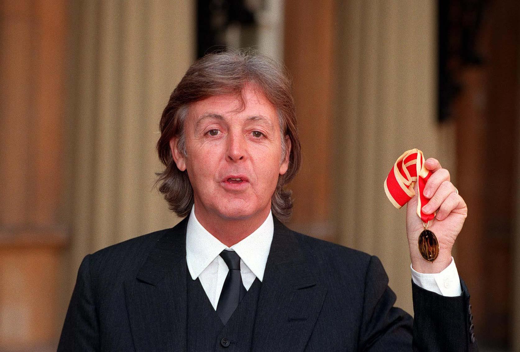 Escucha una versión inédita de "Calico Skies" de Paul McCartney