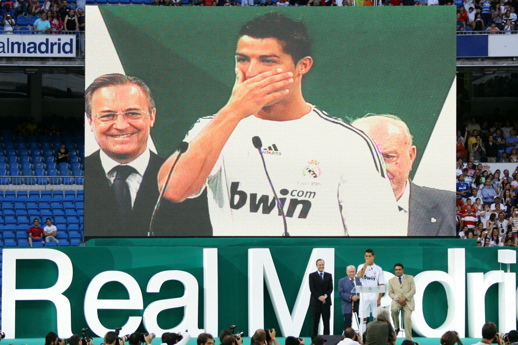 Los "récords" que batió Cristiano Ronaldo al fichar con el Real Madrid