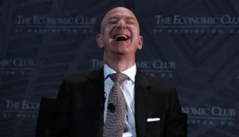 La fortuna de Jeff Bezos llega a los 200 mil millones de dólares