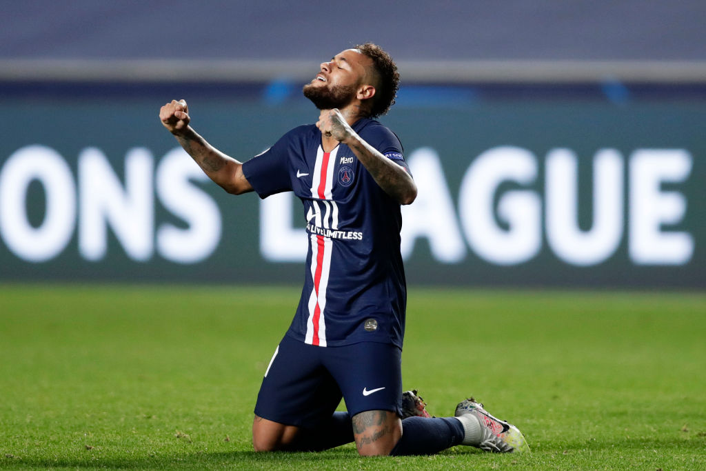 Neymar celebra el pase a la final del PSG en la UEFA Champions League