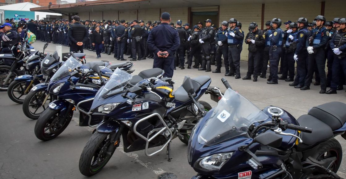 investigan-mando-policia-cdmx-acosa-oficial