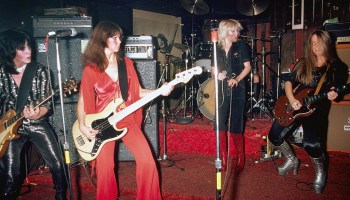 The Runaways: La primera banda de hard rock hecha por puras mujeres