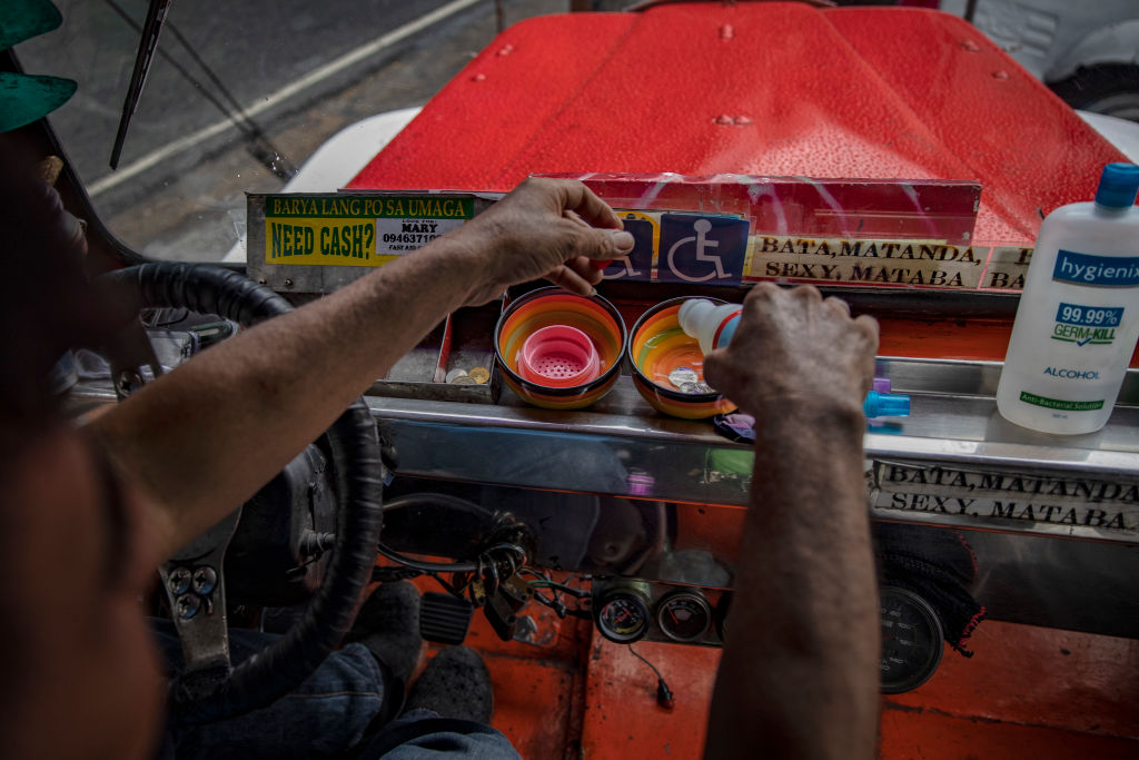 Niño de 5 años muere luego de que sus padres le dieran dióxido de cloro contra el coronavirus 