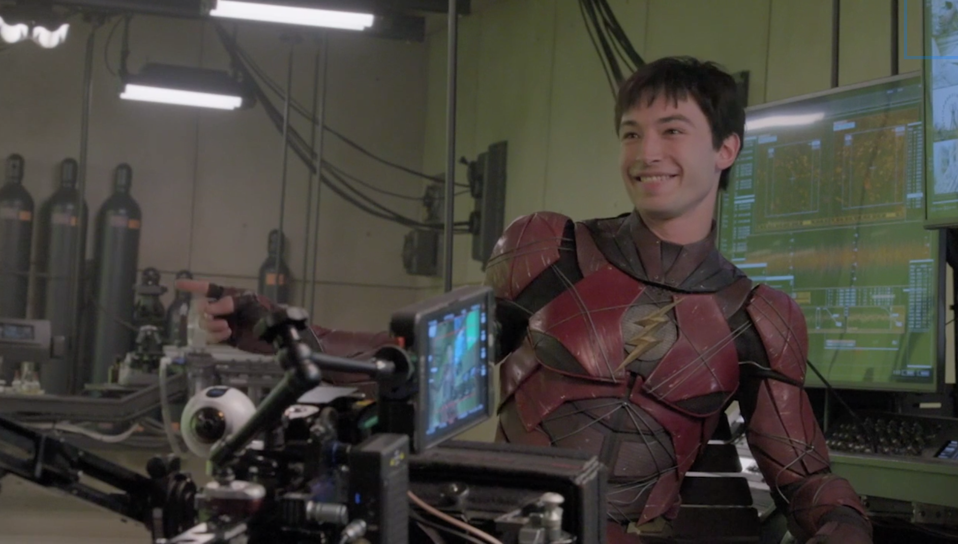 DC FanDome: ¡Así será el traje que Ezra Miller usará en 'The Flash'!